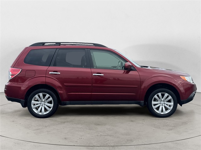 2013 Subaru Forester 2.5X photo 6