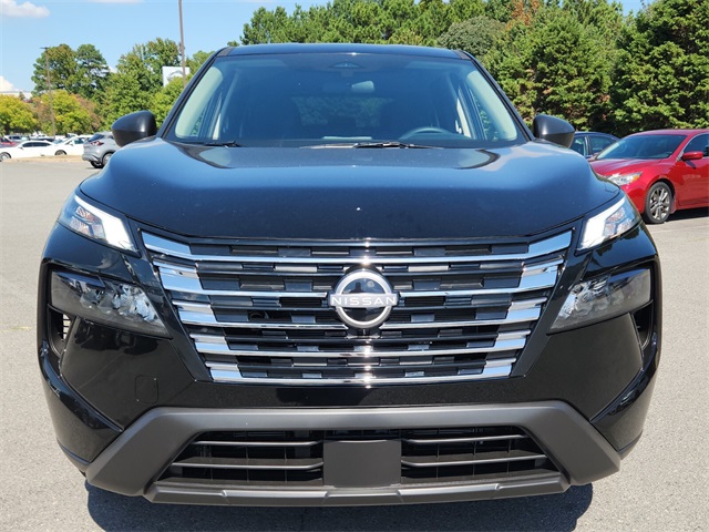 2026 Nissan Rogue S photo 4