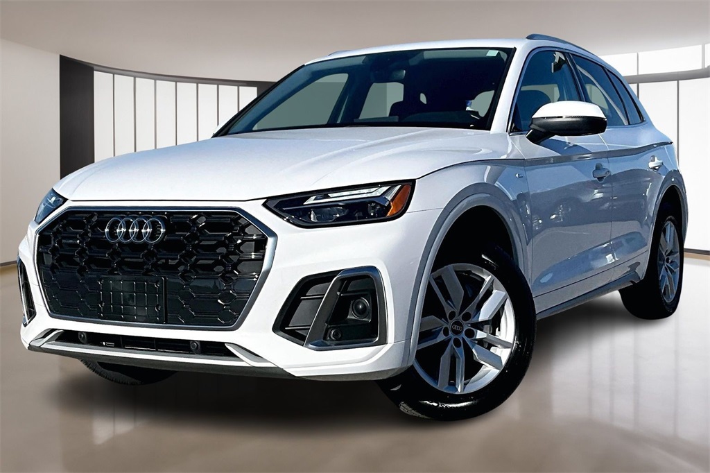 2023 Audi Q5 Premium's photo