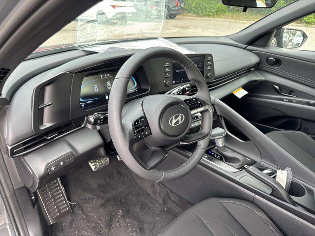 2025 Hyundai Elantra SEL Sport photo 10