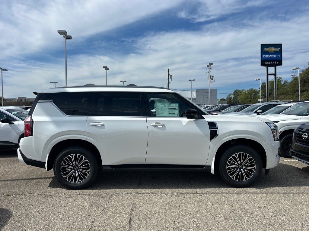 2026 Nissan Armada Platinum photo 2