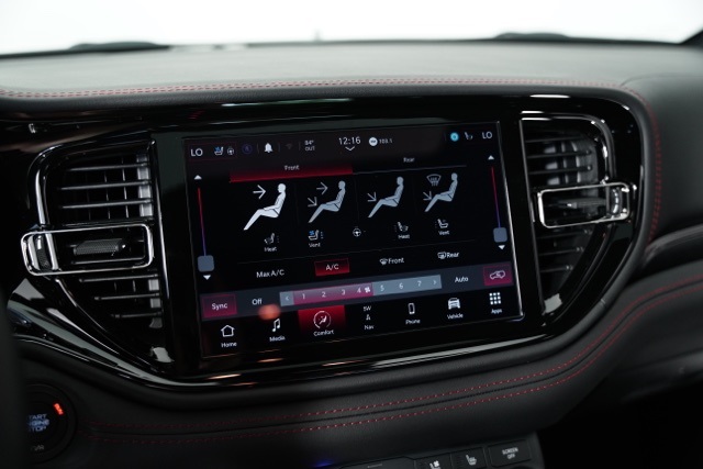 2025 Dodge Durango GT Plus photo 8