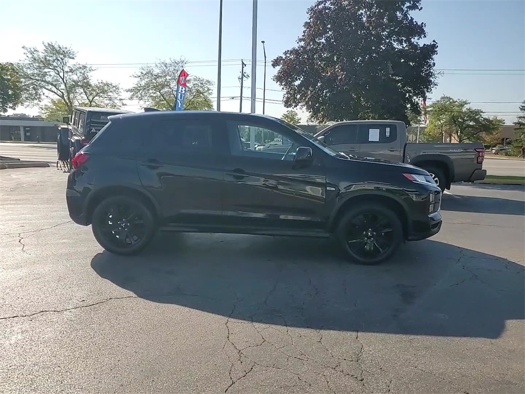 2022 Mitsubishi Outlander Sport LE photo 4