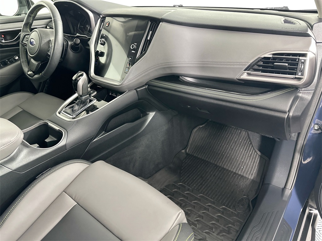 2025 Subaru Outback Onyx Edition photo 28