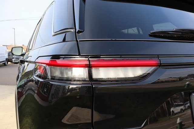 2025 Jeep Grand Cherokee Limited photo 26