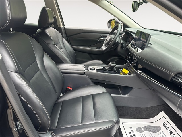 2024 Nissan Rogue SL photo 13