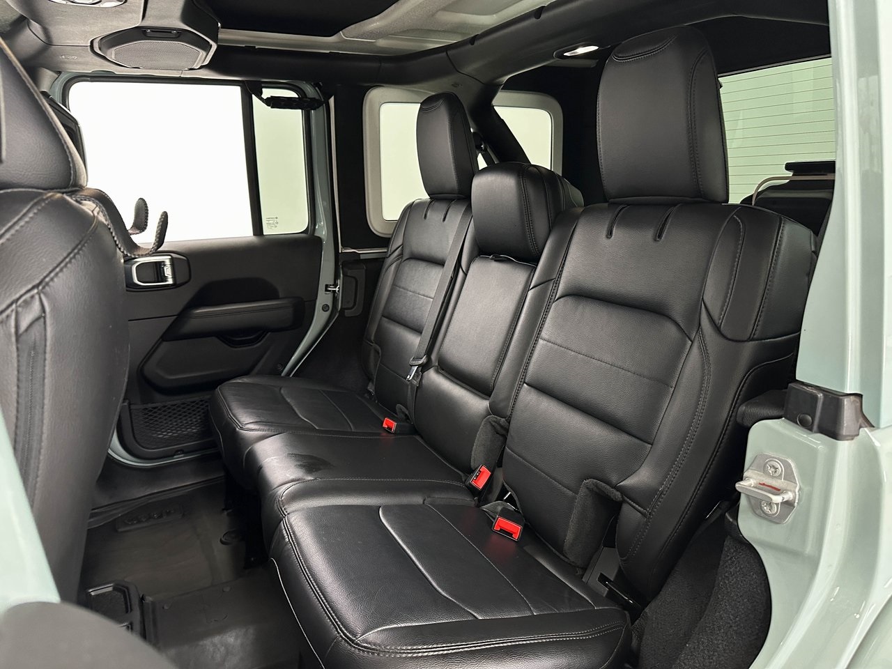2023 Jeep Wrangler Altitude photo 16