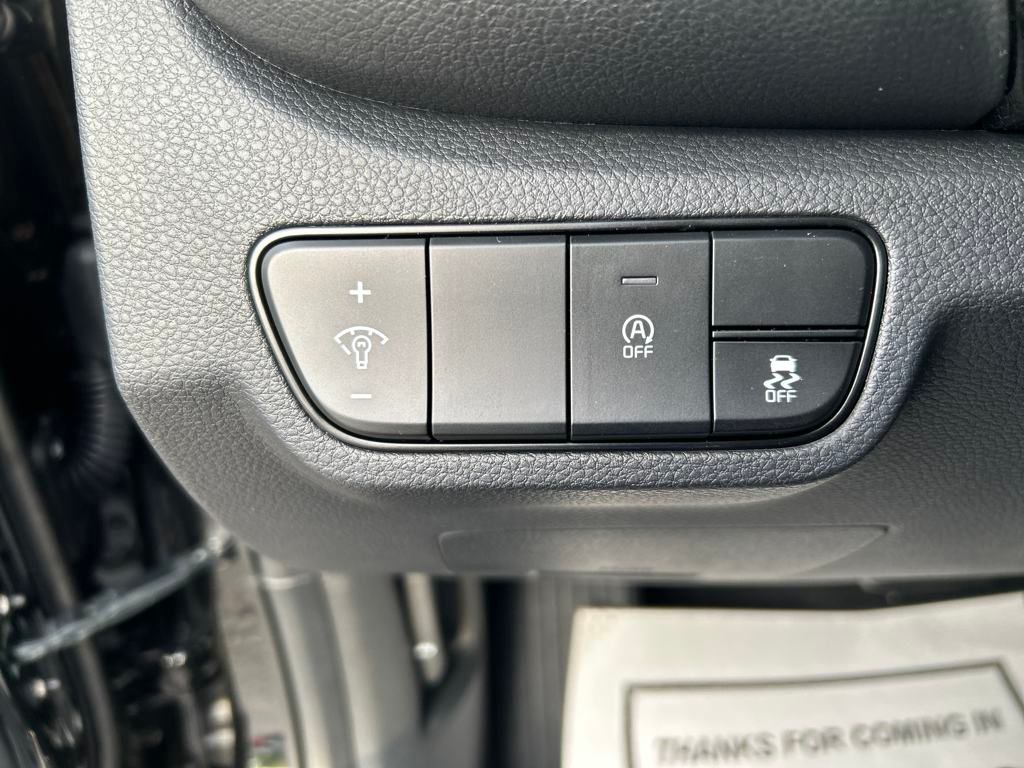 2026 Kia Seltos S photo 8