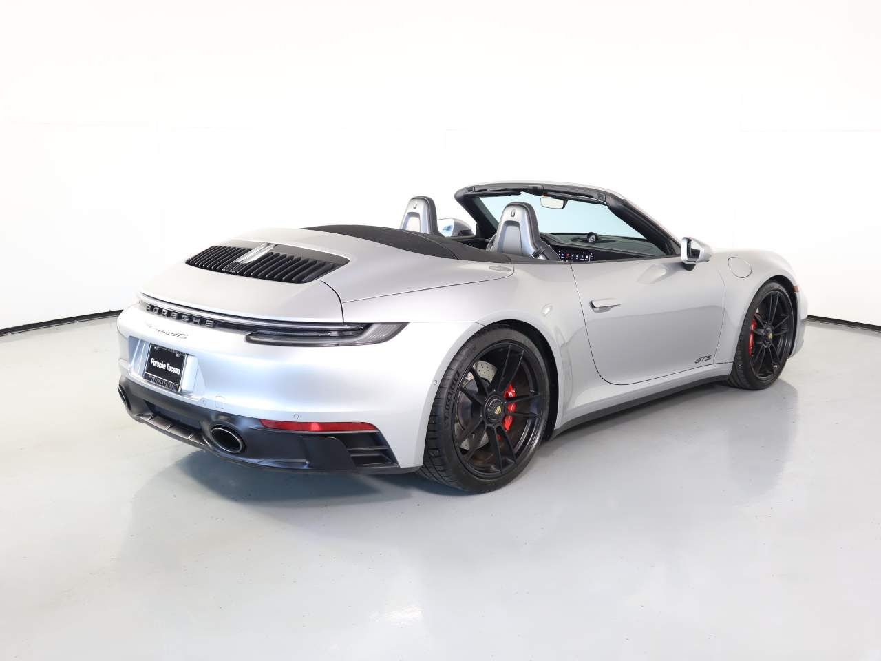 2022 Porsche 911 GTS photo 7