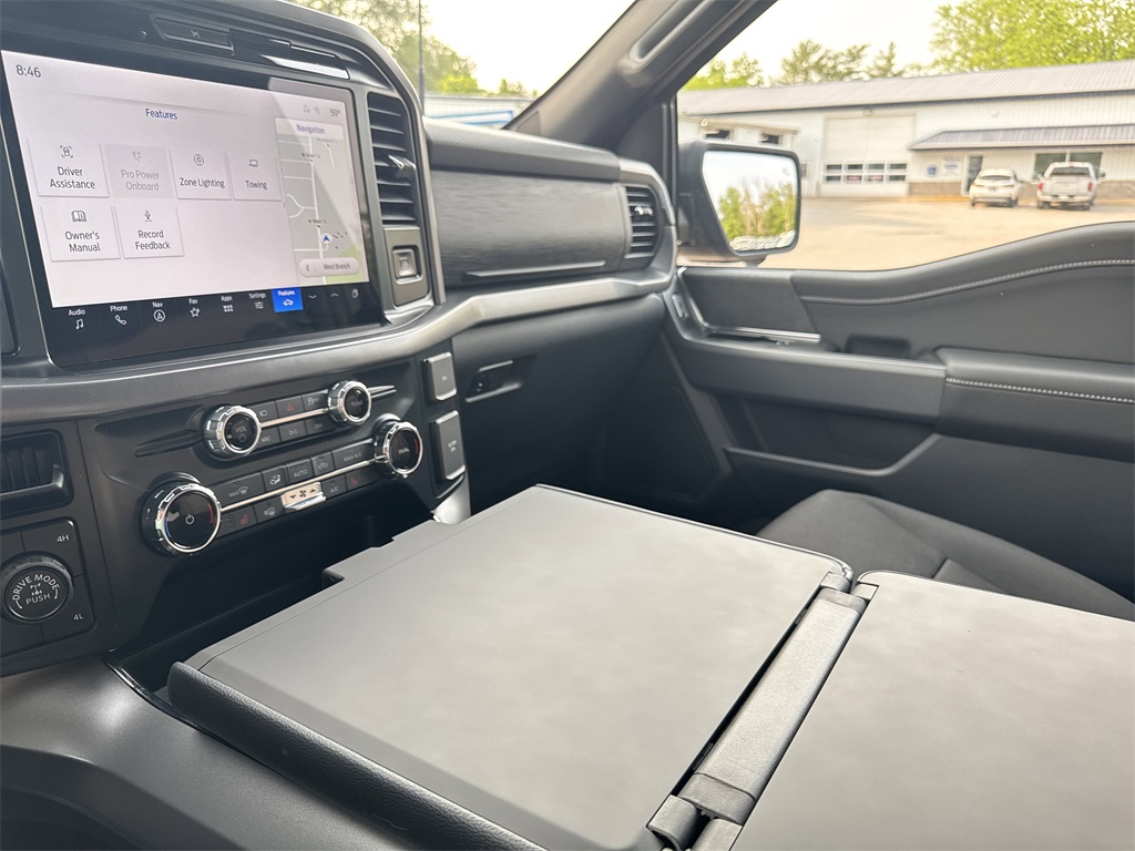 2025 Ford F-150 XLT photo 35