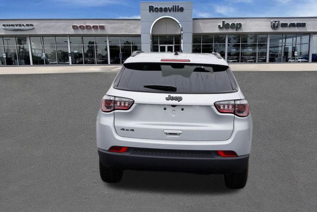 2025 Jeep Compass Altitude Special Edition photo 3