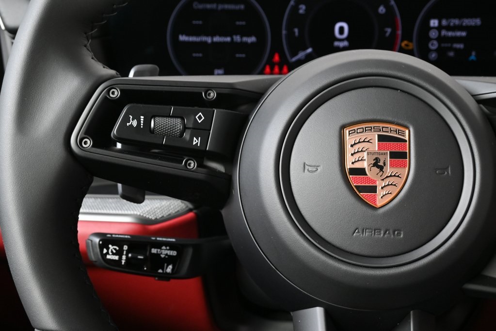 2026 Porsche Cayenne Coupe photo 9