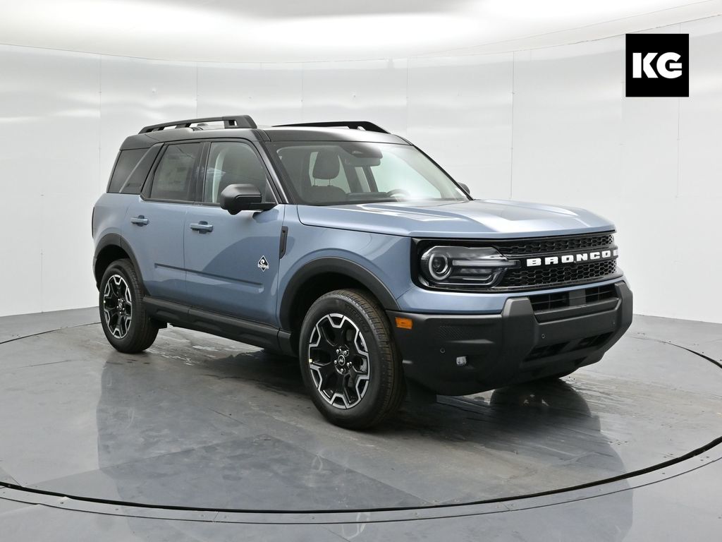 2025 Ford Bronco Sport Outer Banks's photo