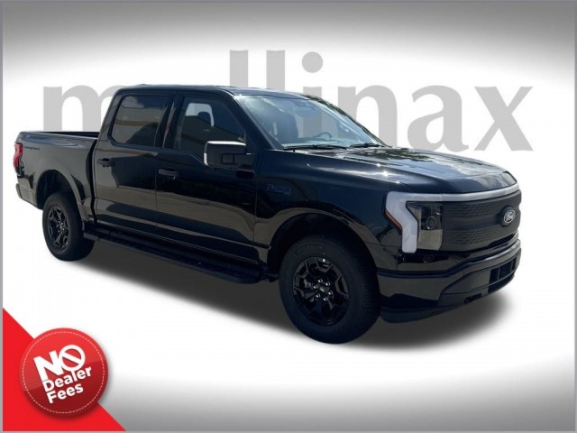 2025 Ford F-150 Lightning XLT's photo