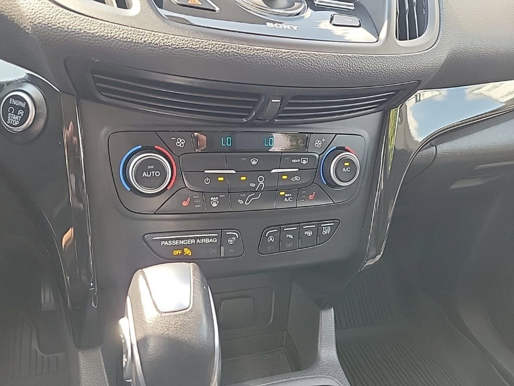 2018 Ford Escape Titanium photo 21
