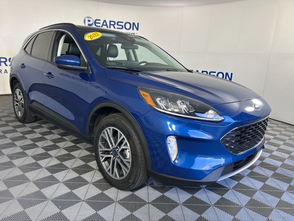 2022 Ford Escape SEL photo 3