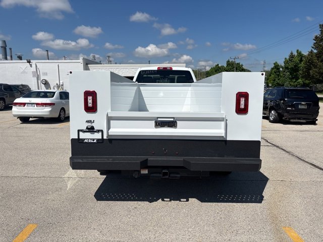 2024 Chevrolet Silverado 5500HD Work Truck photo 2