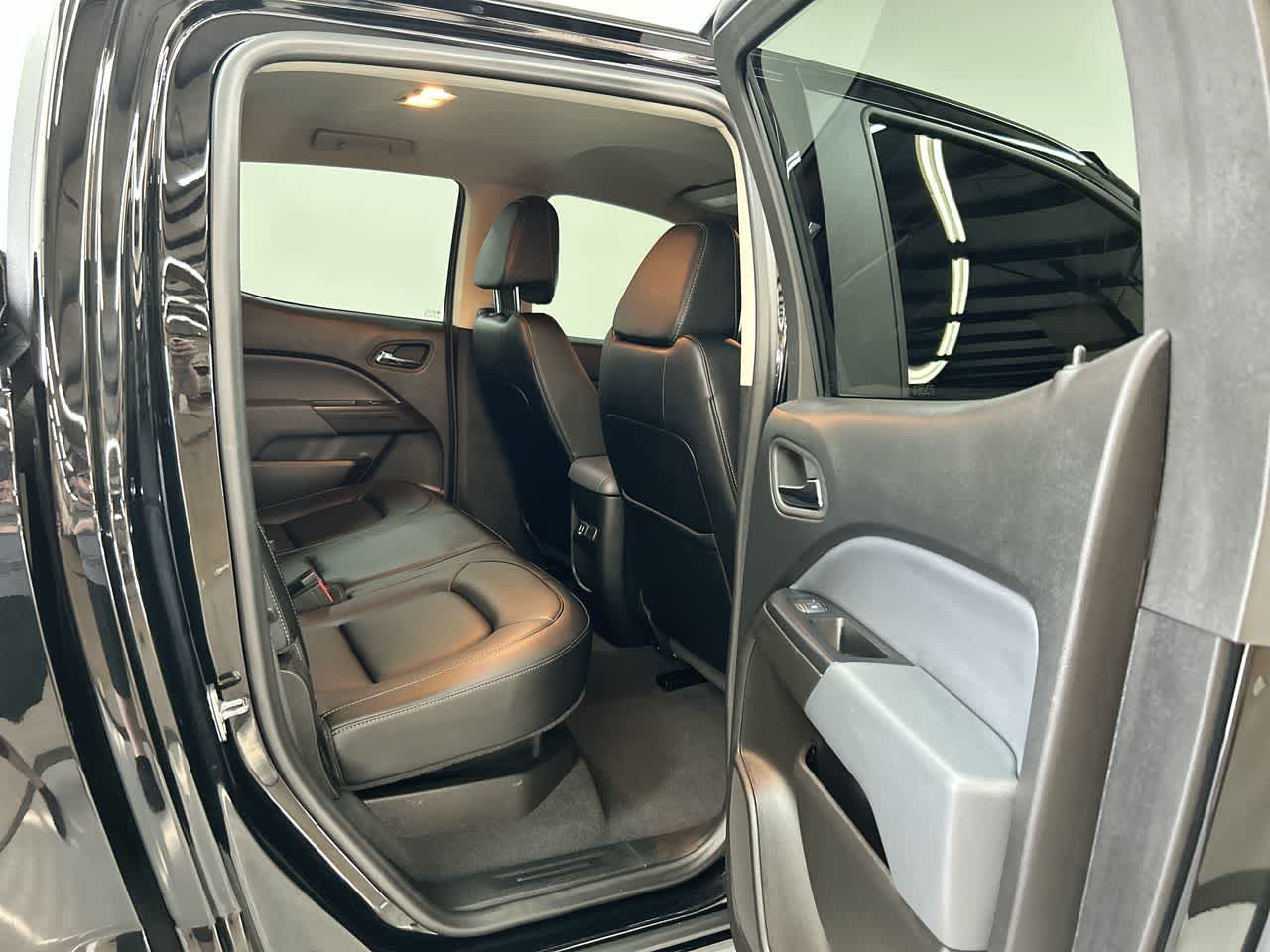 2020 Chevrolet Colorado Z71 photo 17