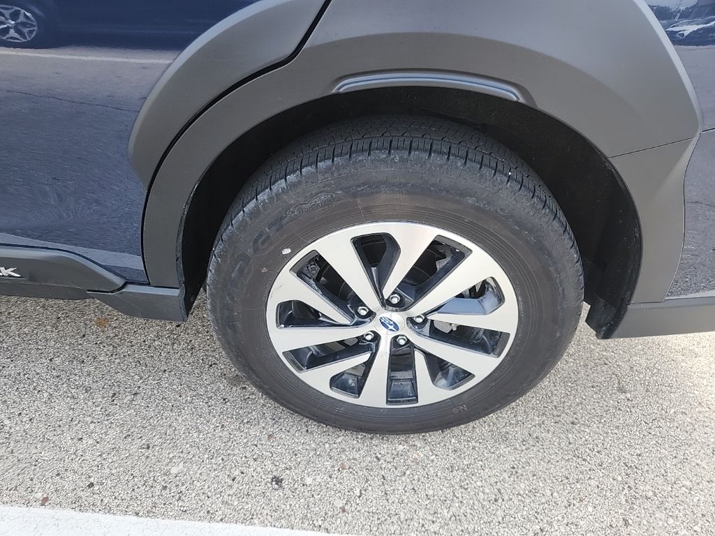 2025 Subaru Outback Premium photo 7
