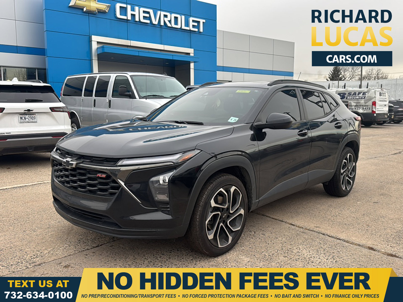 2024 Chevrolet Trax RS's photo