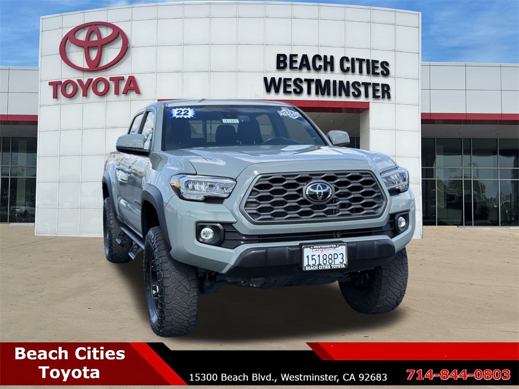 2022 Toyota Tacoma TRD Off-Road photo 2