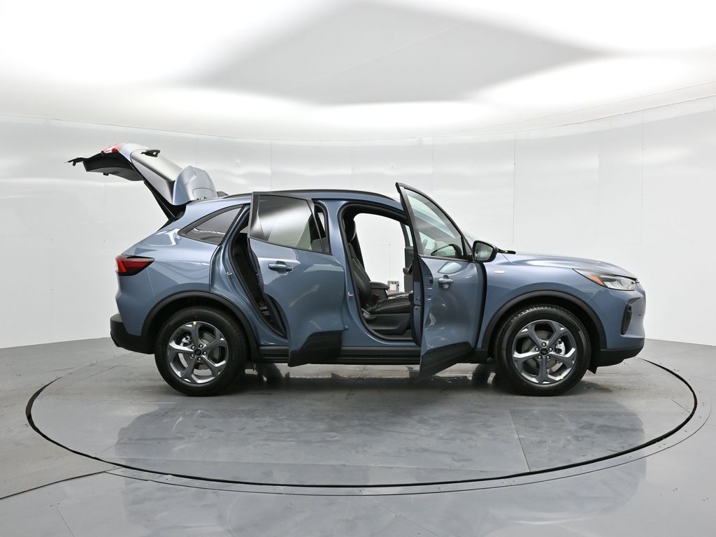 2025 Ford Escape Hybrid ST-Line