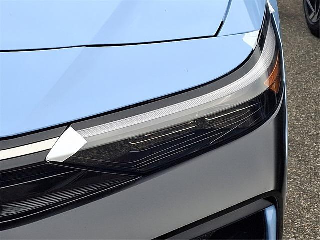 2025 Hyundai Elantra N Base photo 4