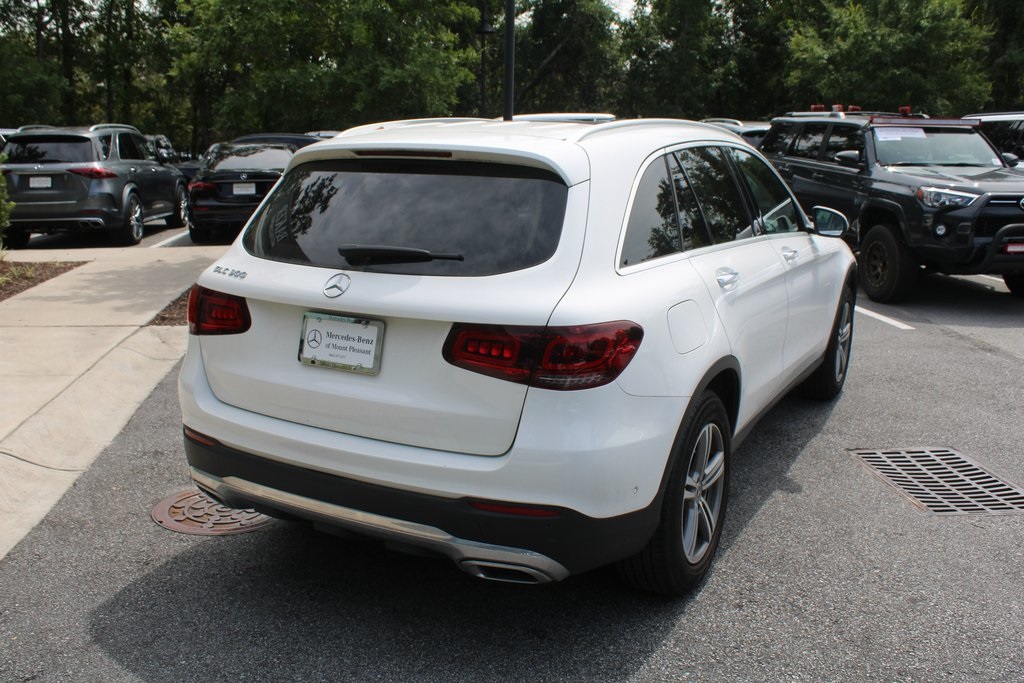 2022 Mercedes Benz GLC 300 photo 4