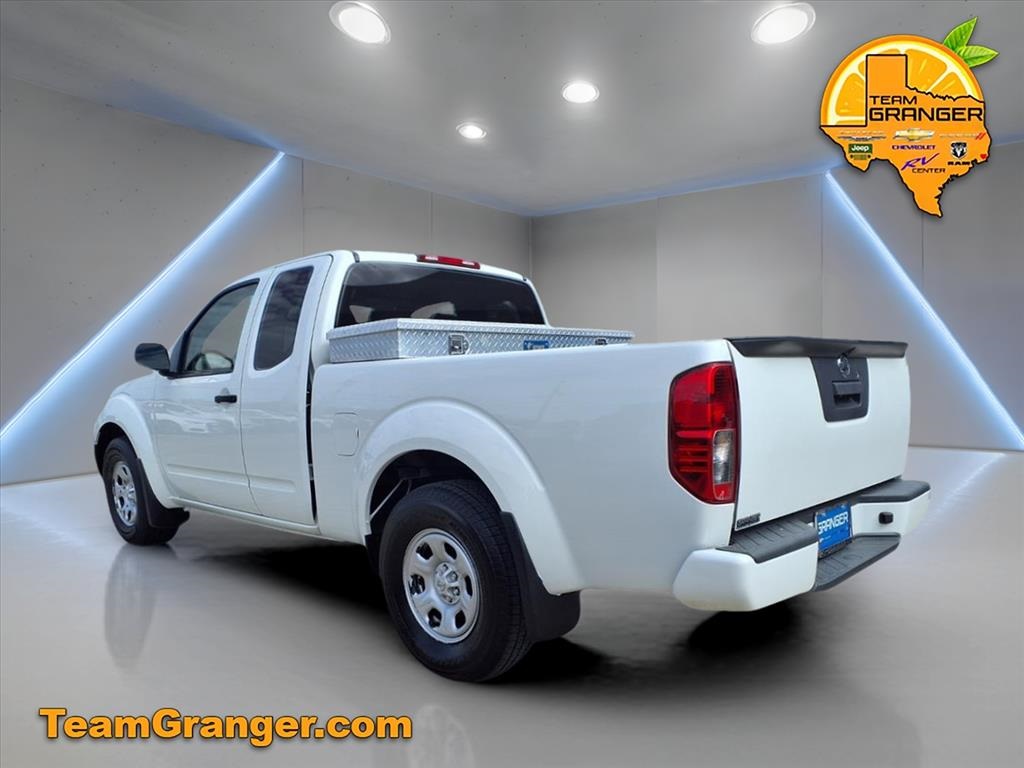 2021 Nissan Frontier S photo 3
