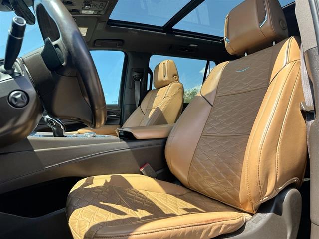 2022 Cadillac Escalade ESV Premium Luxury photo 15