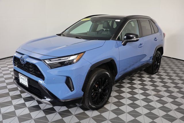 2022 Toyota RAV4 Hybrid XSE photo 4