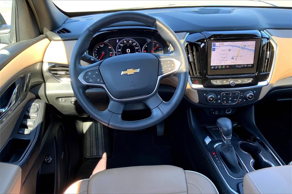 2023 Chevrolet Traverse Premier photo 5