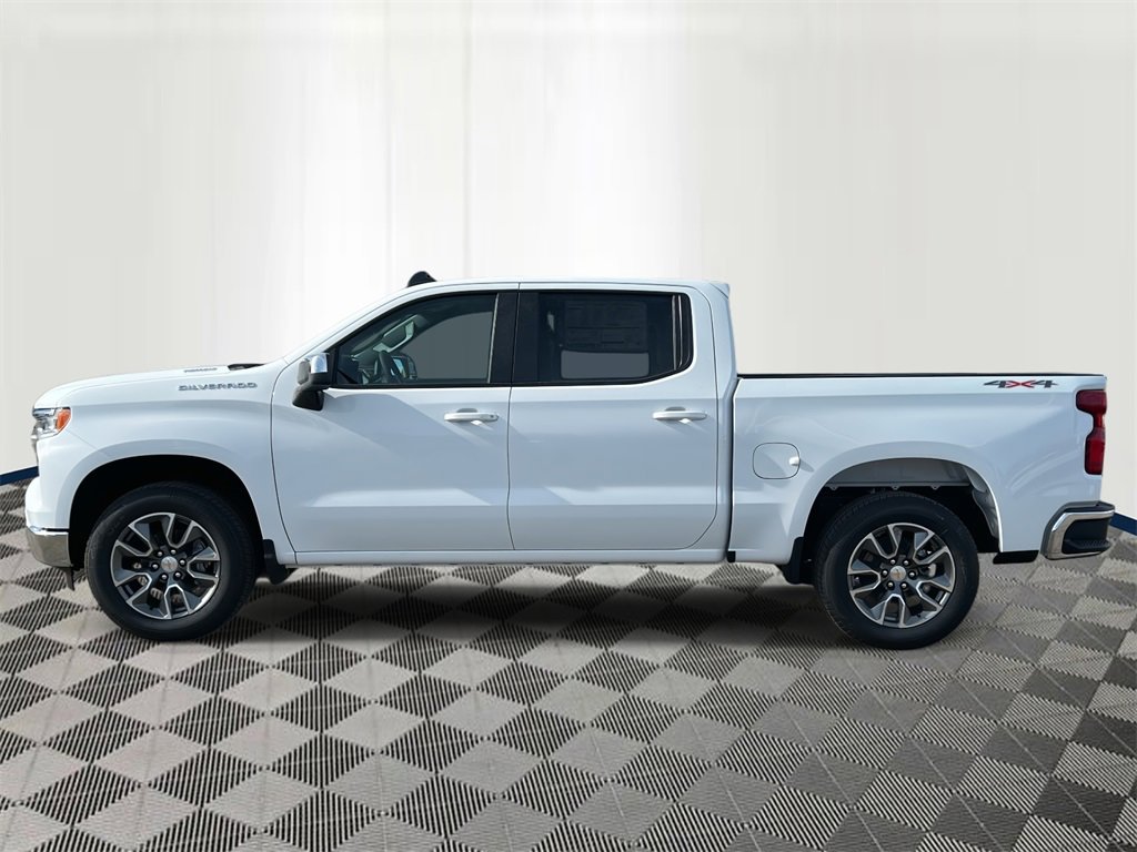 2026 Chevrolet Silverado 1500 LT photo 2