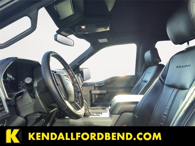 2019 Ford F-150 XLT photo 2