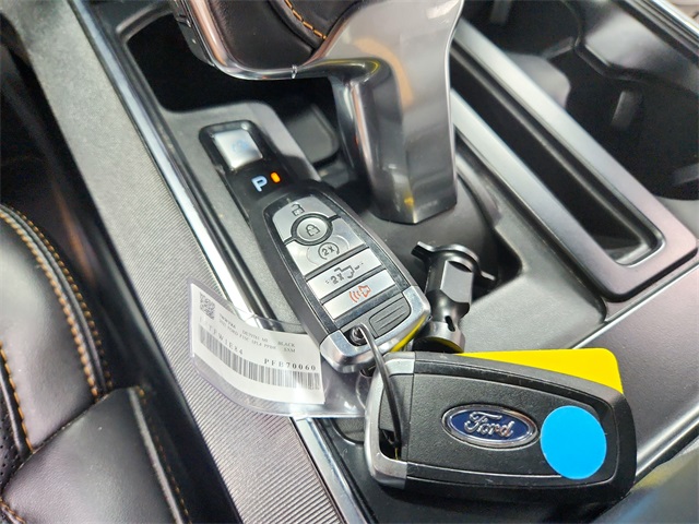 2023 Ford F-150 Platinum photo 36