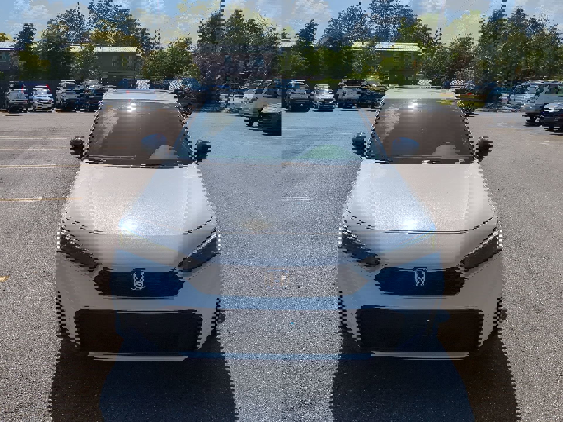 2025 Honda Civic Hatchback Hybrid Sport Touring photo 3