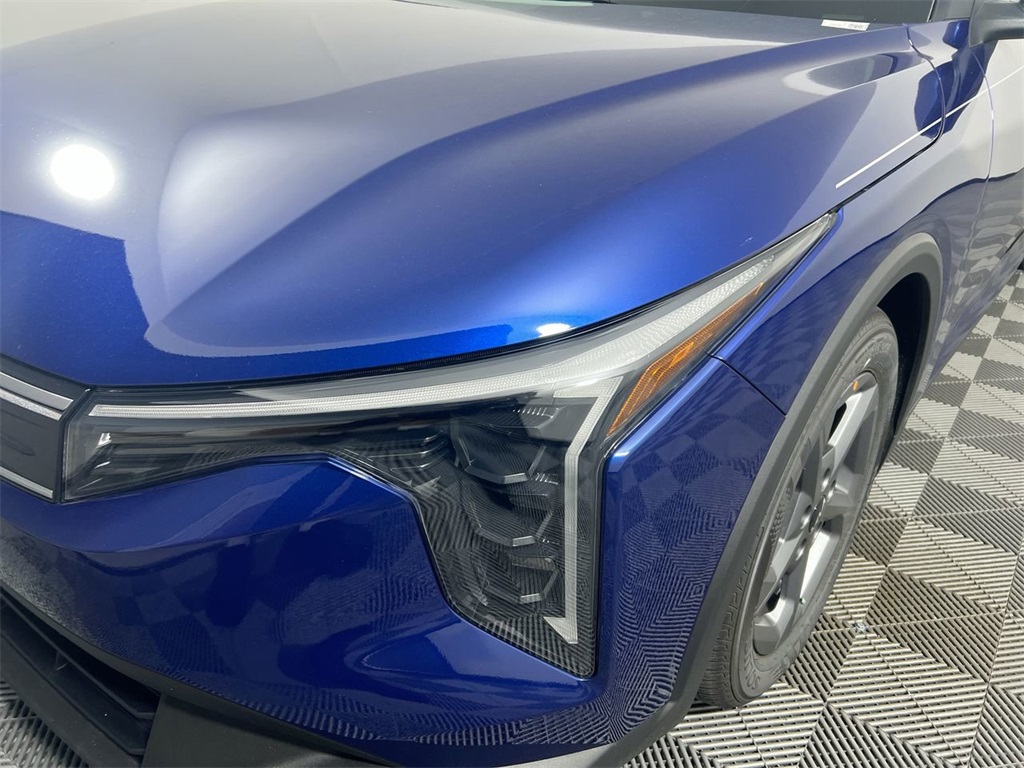 2025 Kia K4 LXS photo 11