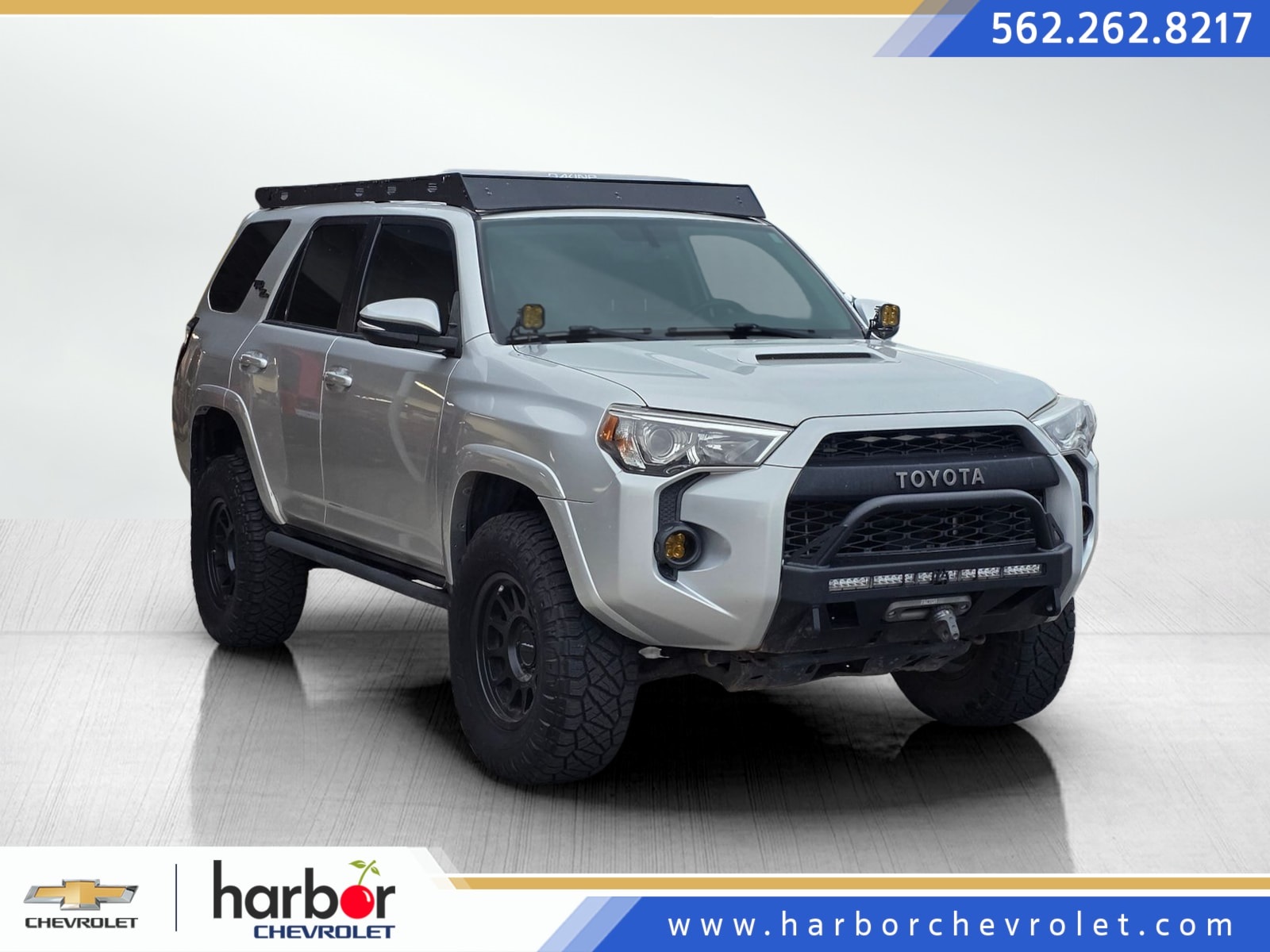 2018 Toyota 4Runner Off-Road Premium's photo