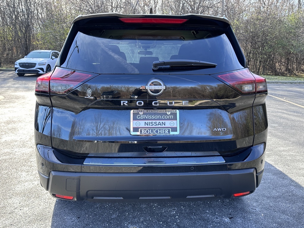 2025 Nissan Rogue SV photo 4