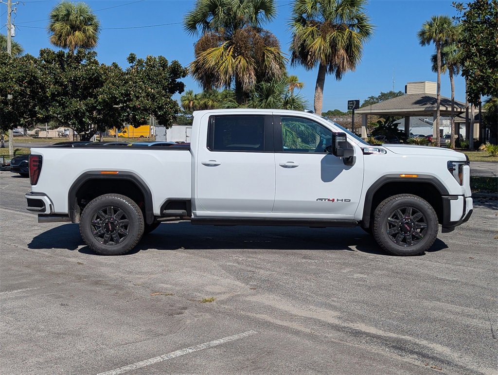 2026 Gmc Sierra 2500 HD AT4 photo 2