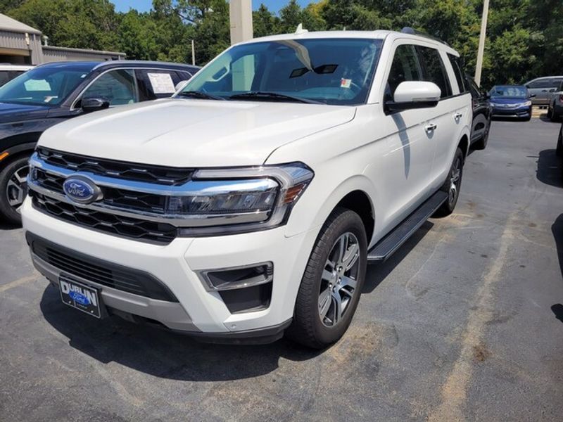 2023 Ford Expedition Limited photo 4