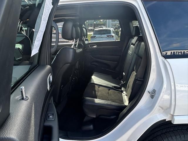 2022 Jeep Cherokee Laredo X photo 29