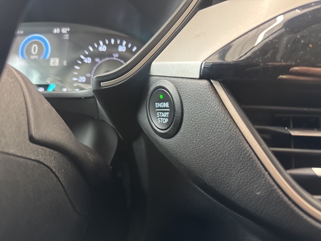 2022 Ford Escape SEL photo 21