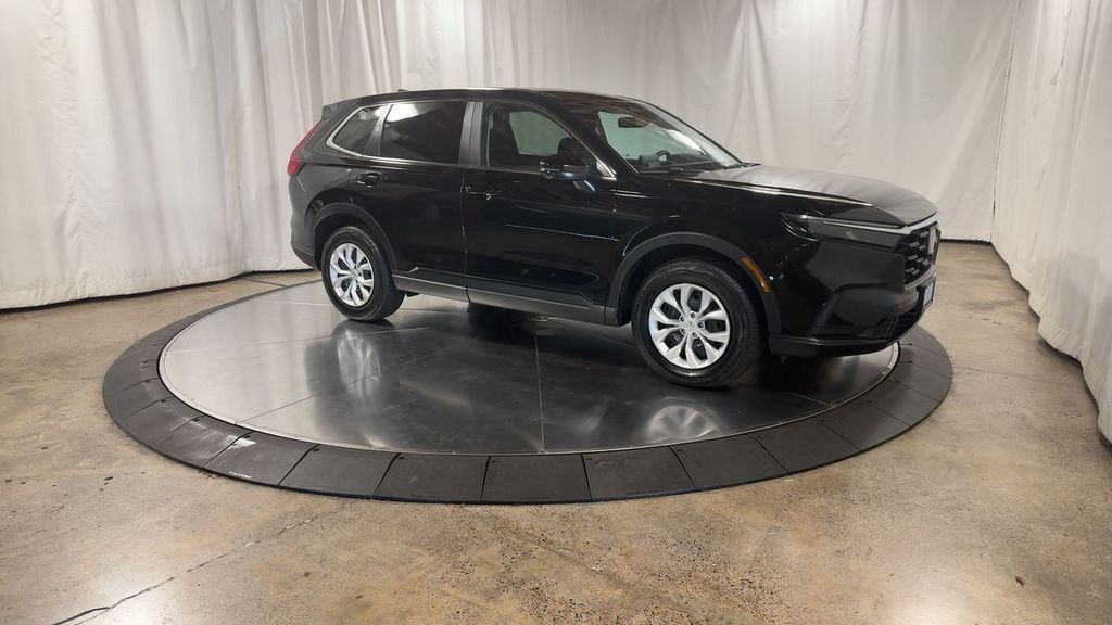 2025 Honda CR-V LX photo 3