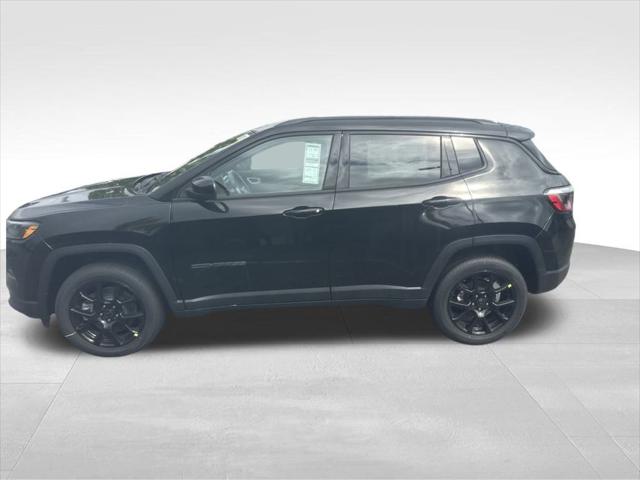 2026 Jeep Compass Latitude photo 5