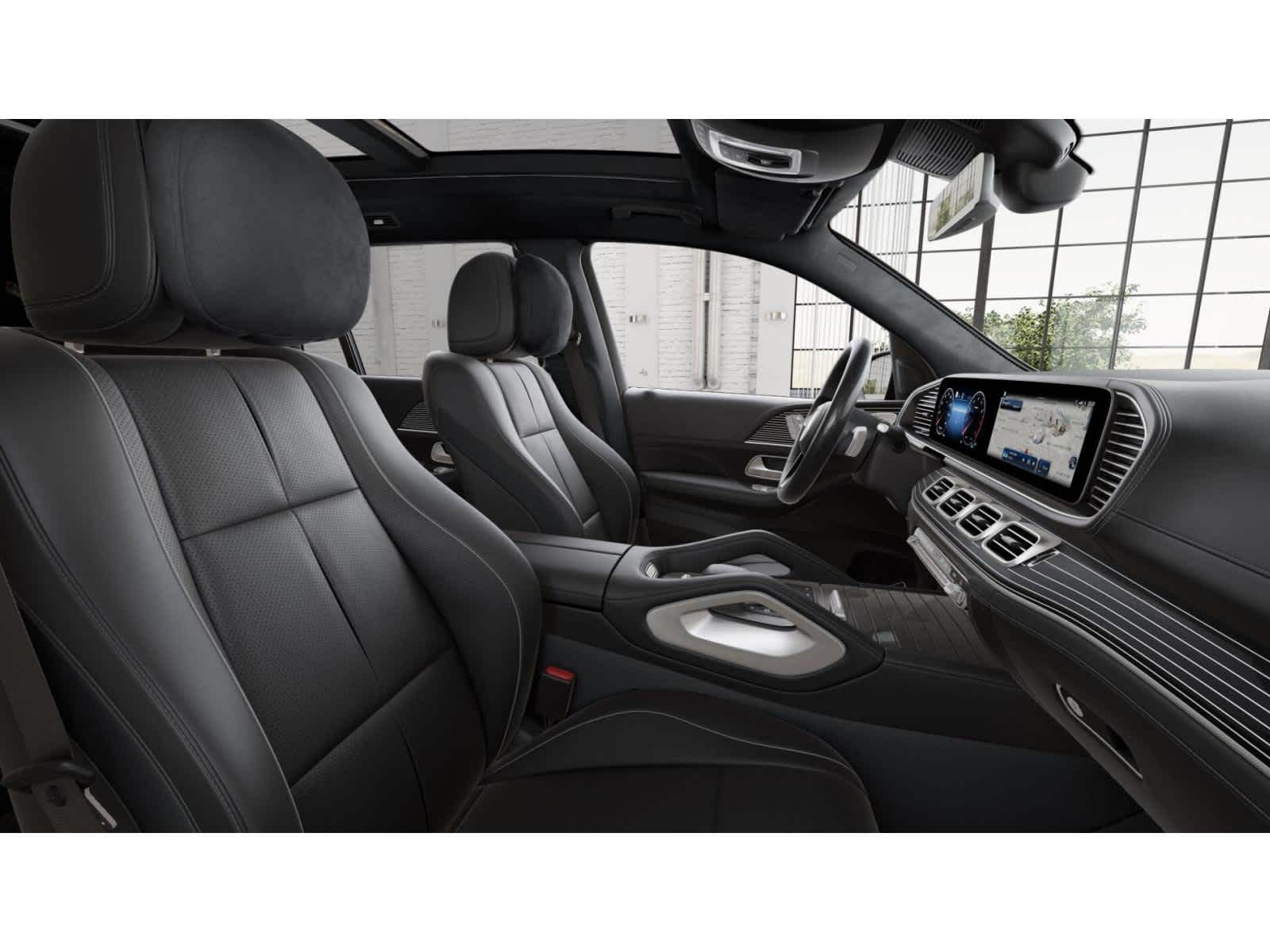2026 Mercedes Benz GLS 580 4MATIC photo 3