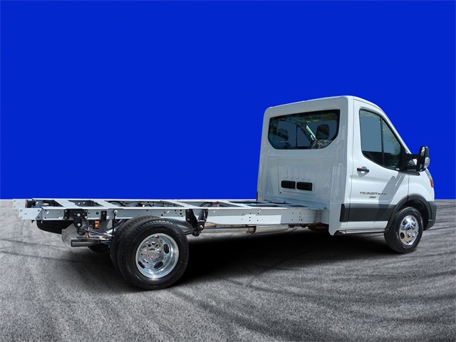 2024 Ford Transit Chassis photo 3