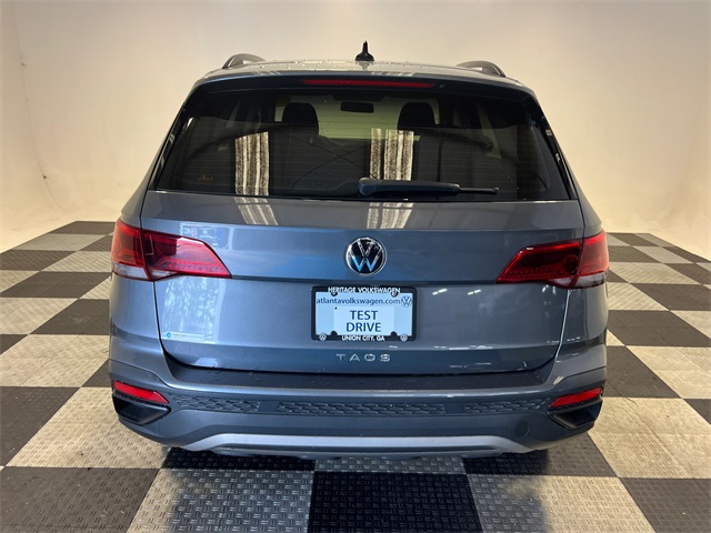 2022 Volkswagen Taos S photo 3