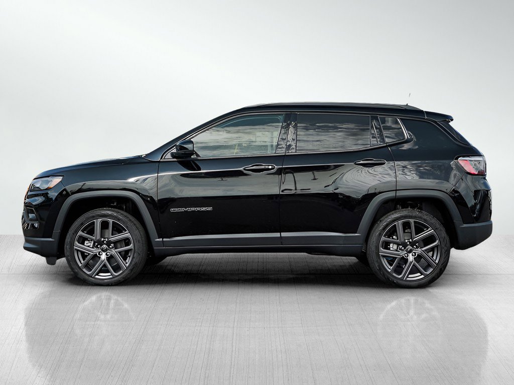 2025 Jeep Compass Limited photo 3