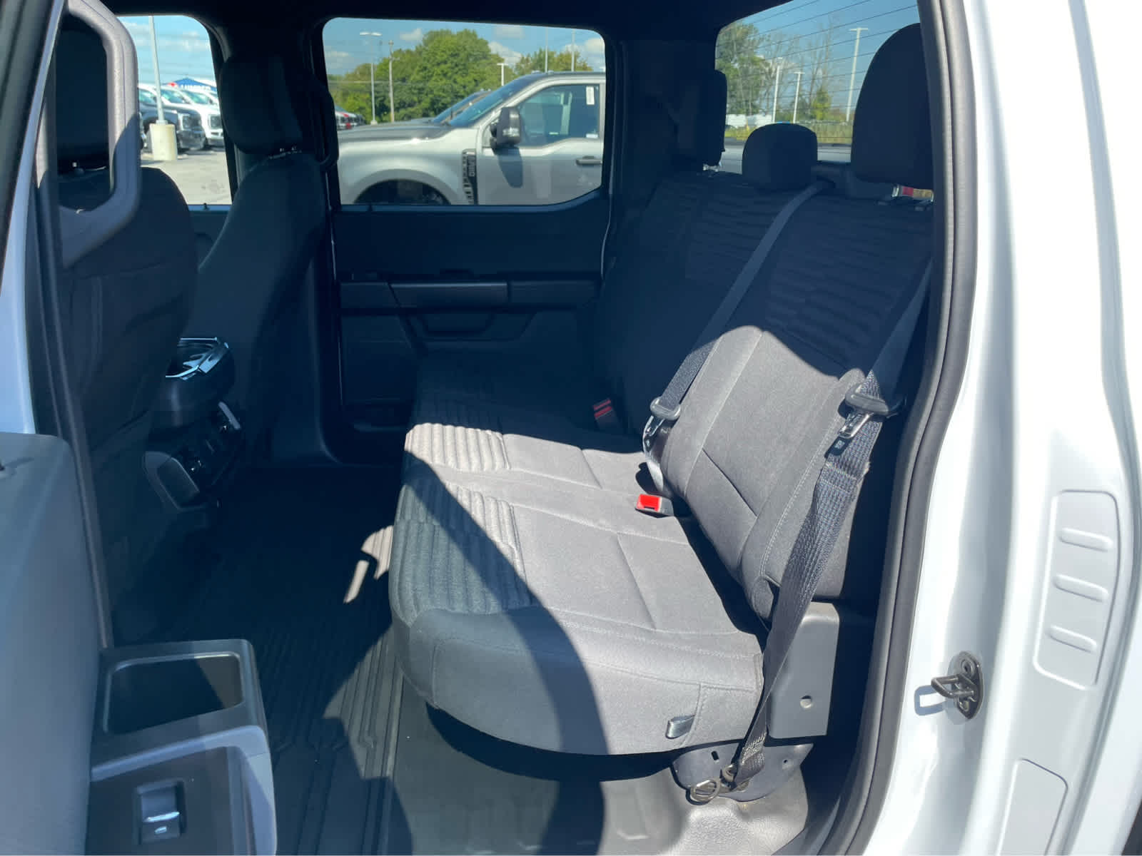 2022 Ford F-150 XL photo 27
